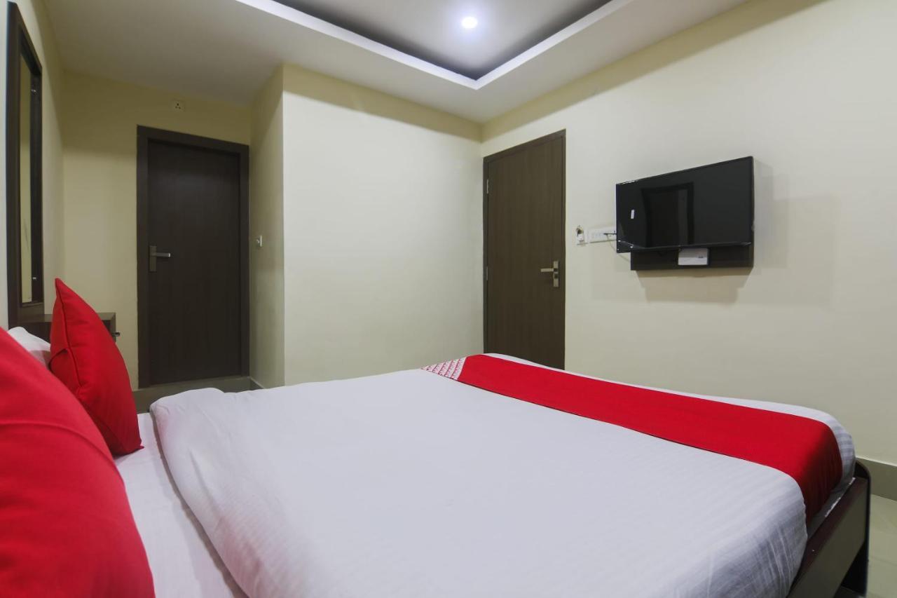 Oyo 27619 Hotel Blue Bird Annexe Nowgong エクステリア 写真